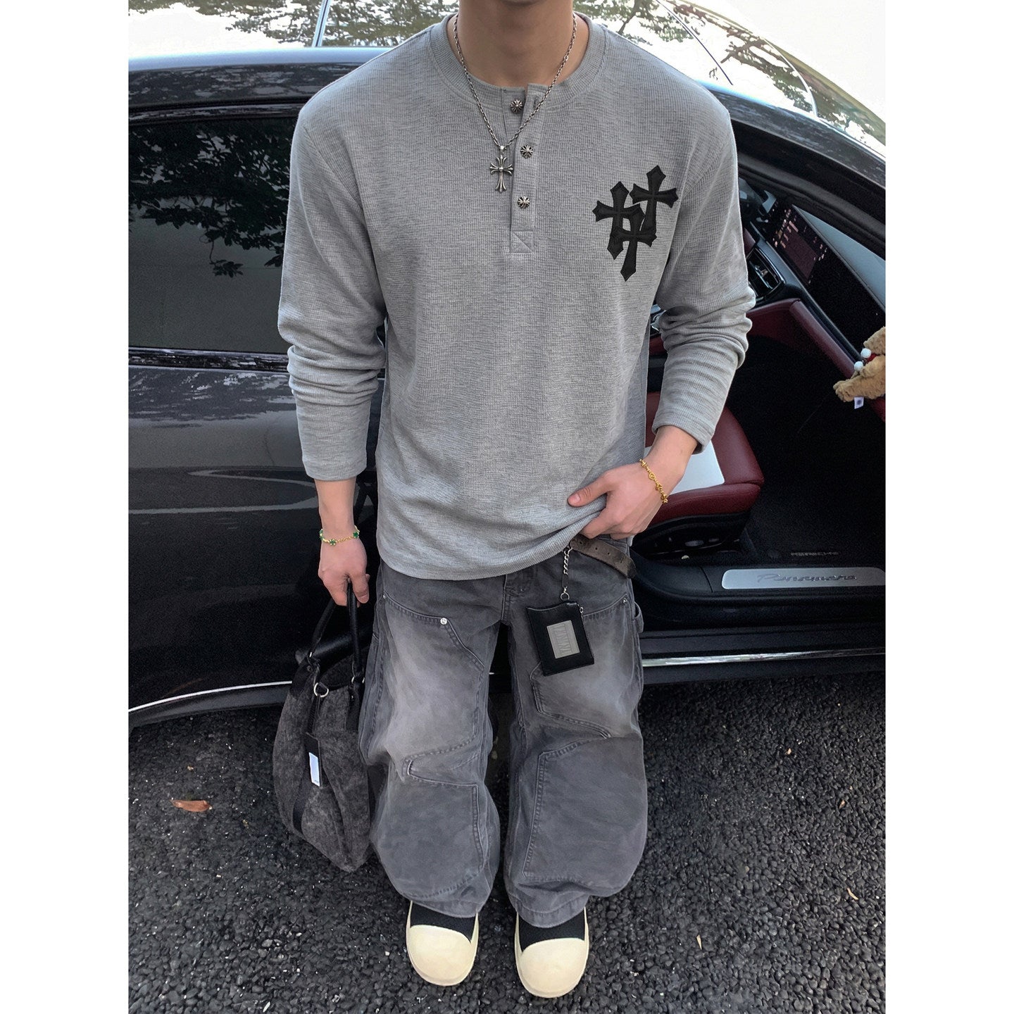 Men's knitted sweater