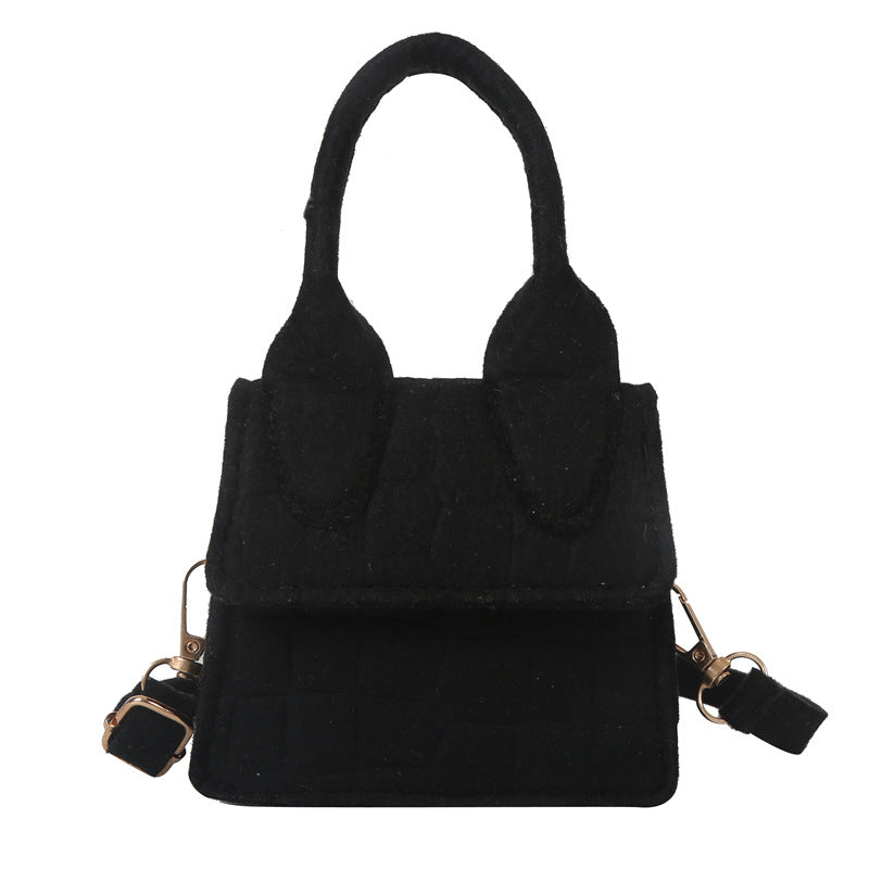 2025 Summer new fashion summer Western style women's portable shoulder bag simple western style chain crossbody small square bag