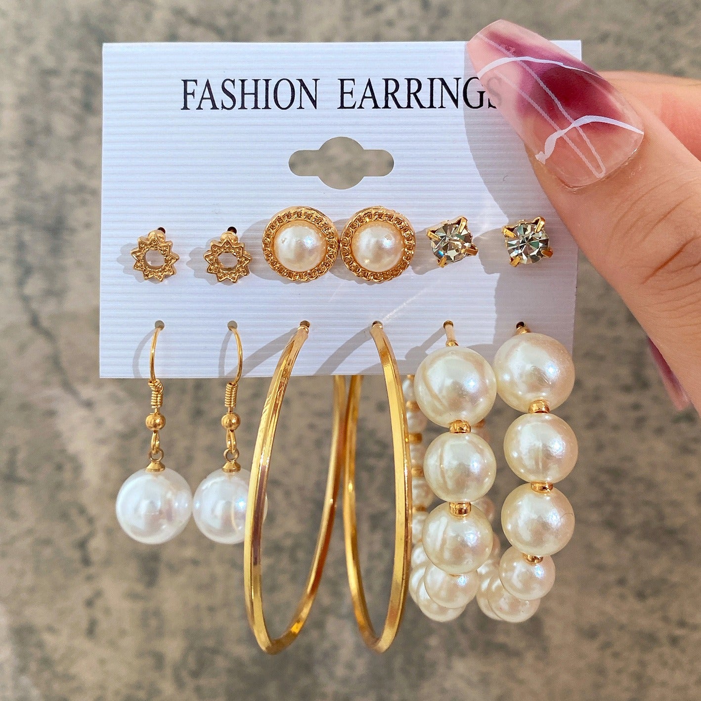 New Inlaid Pearl Ladies Earrings Creative French Vintage Gold Earrings 6 Pieces Set