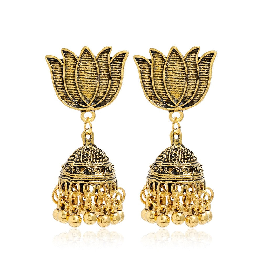 Bohemian ethnic carved retro patterns, creative bell earrings, exaggerated and personalized ethnic style earrings from Europe and America