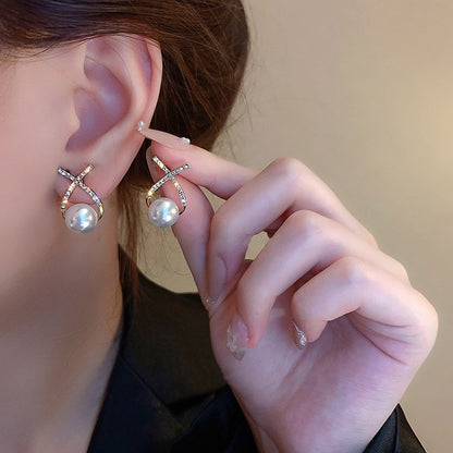 S925 Silver Needle Cat's Eye Small Earrings Female Geometric Square Love Diamond Earrings Simple Atmosphere Earrings