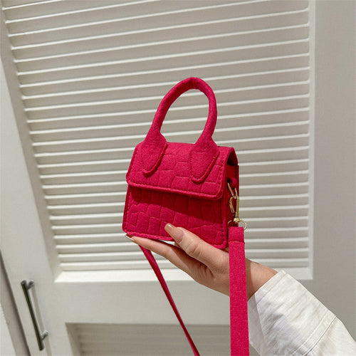 2025 Summer new fashion summer Western style women's portable shoulder bag simple western style chain crossbody small square bag