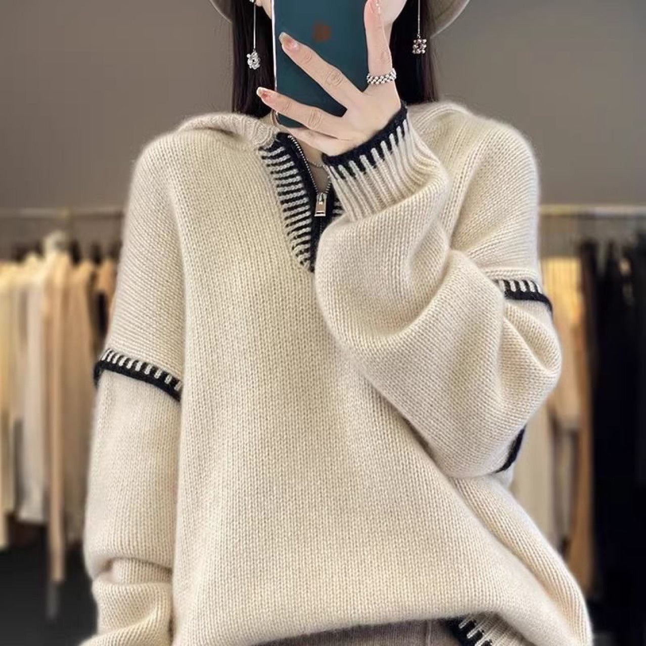 Women Hooded knitwear