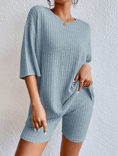 Loose round neck shorts set for women
