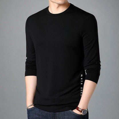Long-sleeved T-shirt