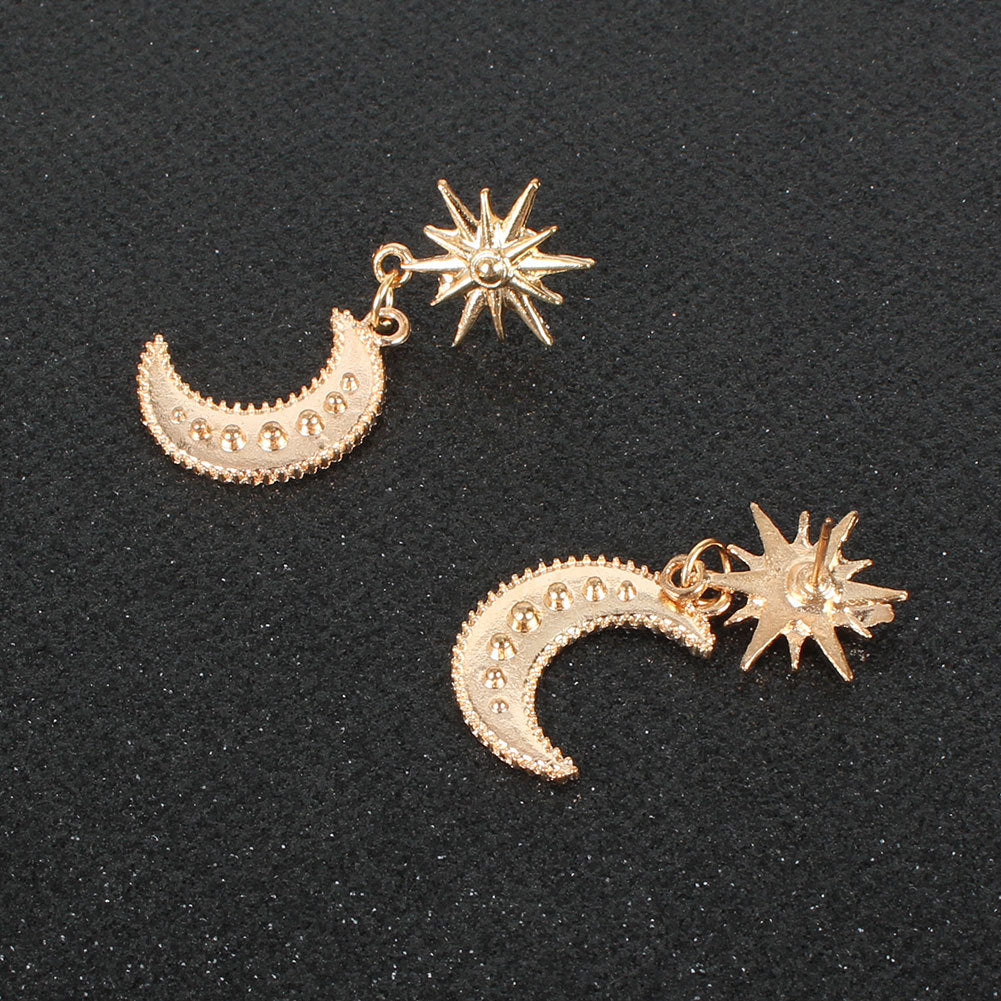 Temperament Fashion Alloy Moon Earrings New Bohemian Style Stud Earrings For Women
