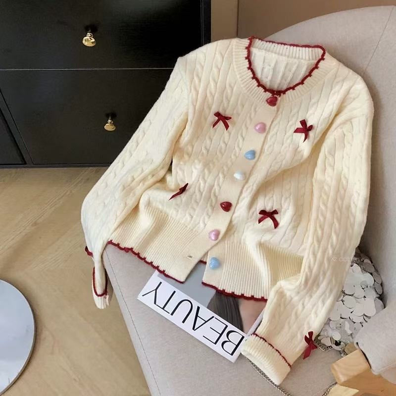 Women's round neck knitted cardigan