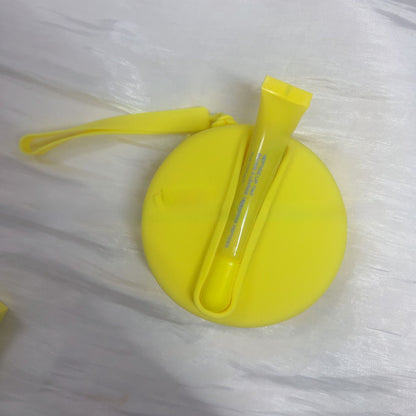 Portable coin purse with earphone compartment