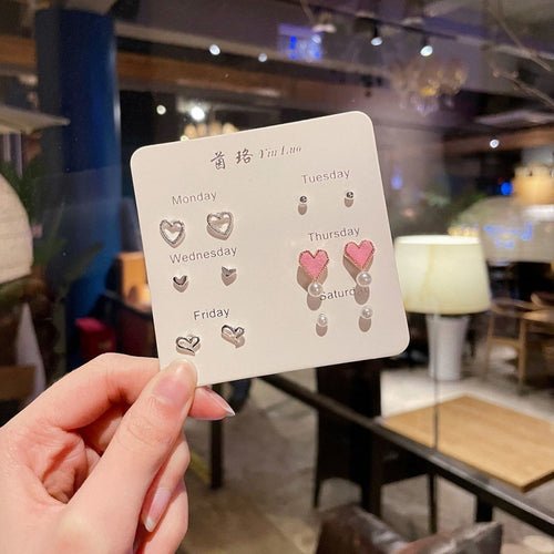 Design sense Love earrings