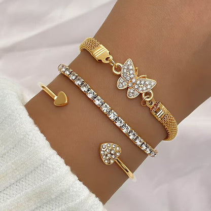 Heart-Shaped Open Bracelet