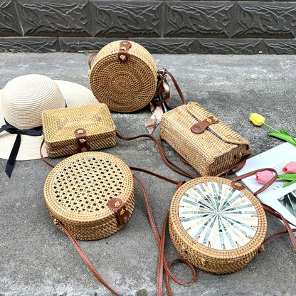 Vintage rattan crossbody bag