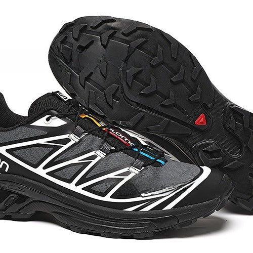 Outdoor running and hiking shoes