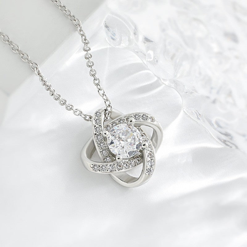 Lucky Clover Necklace Female