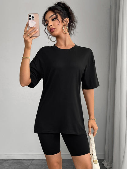 Round Neck Short Sleeve Plain Simple