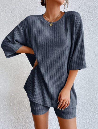 Loose round neck shorts set for women