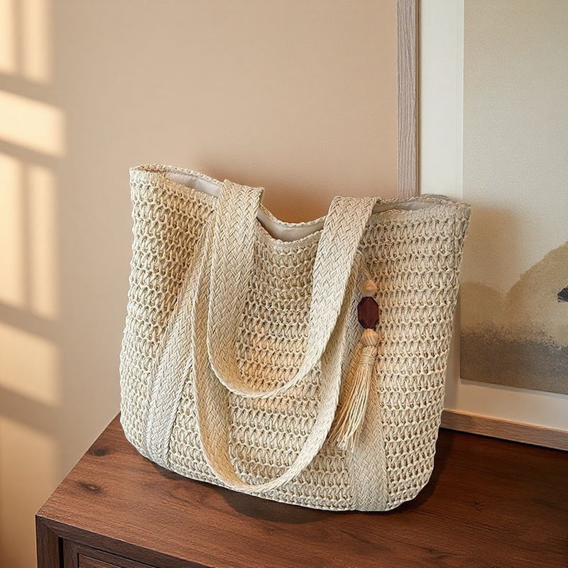 Woven Straw Shoulder Bag with Wide Braid Design