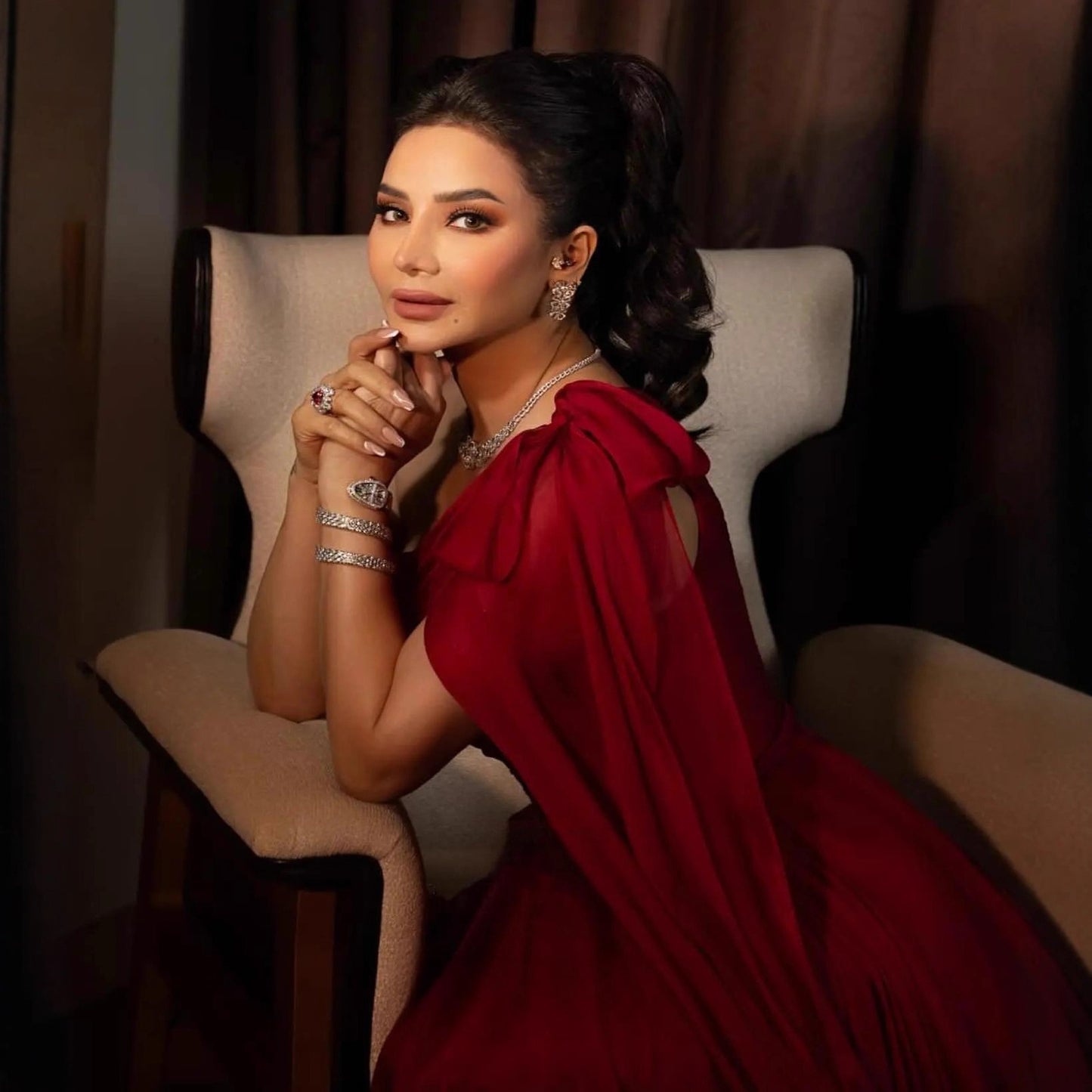 Elegant Red One-Shoulder Long Dress