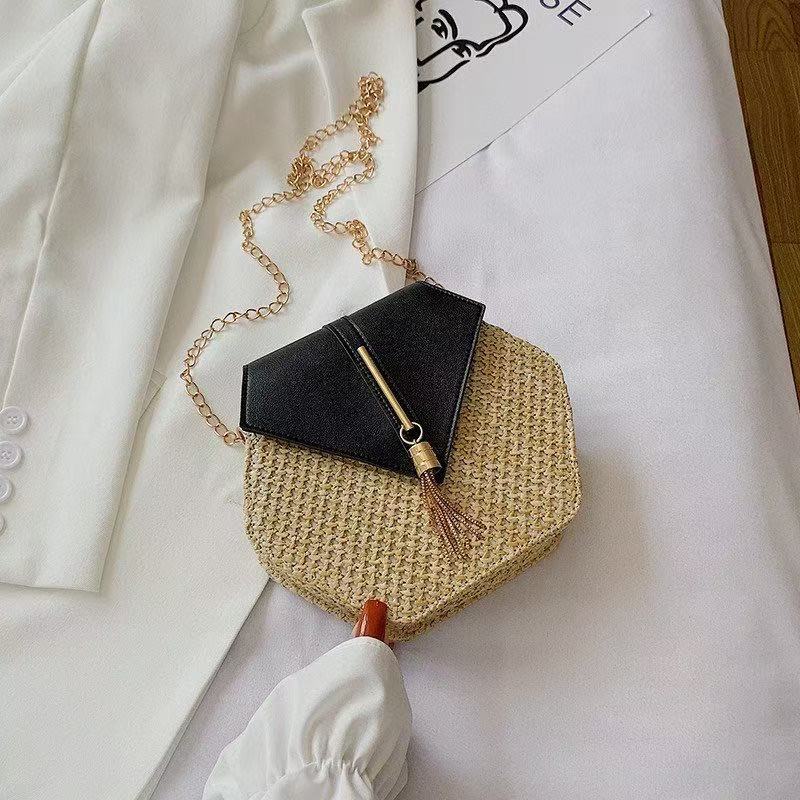Women's Straw Woven Crossbody Bag with Tassel