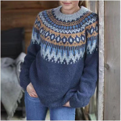 Round-neck multi-color knitted sweater