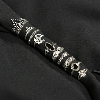 Tocona 10pcs/Set Bohemia Antique Silver Crown Star Moon Flower Carved Rings Sets Opal Stone Knuckle Rings