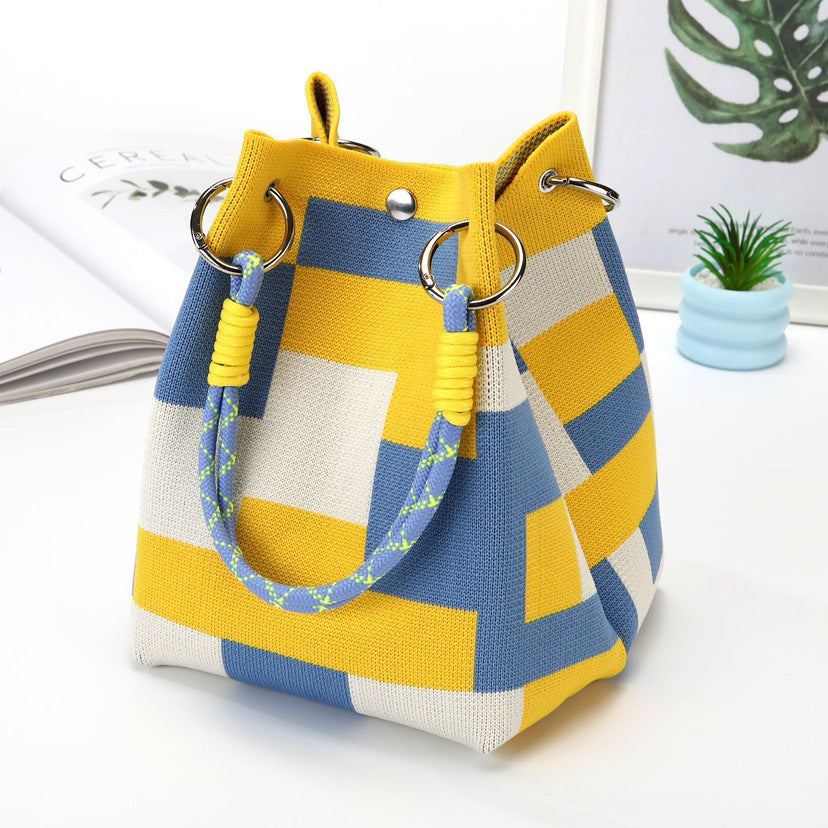 Knitted Handbag with Magnetic Buckle