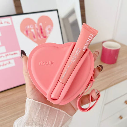 Portable coin purse with earphone compartment