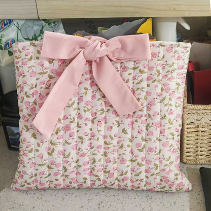 l Floral Fabric Cosmetic Bag