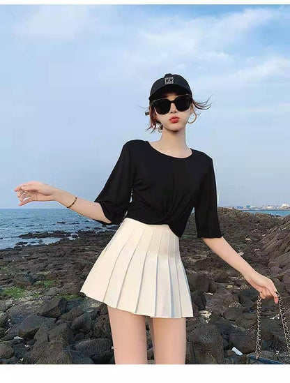 Women's pleated skirt