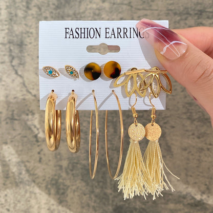 New Inlaid Pearl Ladies Earrings Creative French Vintage Gold Earrings 6 Pieces Set