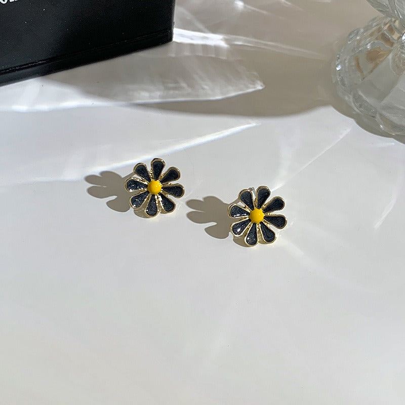 S925 Silver Needle Cat's Eye Small Earrings Female Geometric Square Love Diamond Earrings Simple Atmosphere Earrings