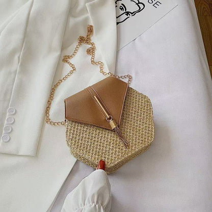 Women's Straw Woven Crossbody Bag with Tassel