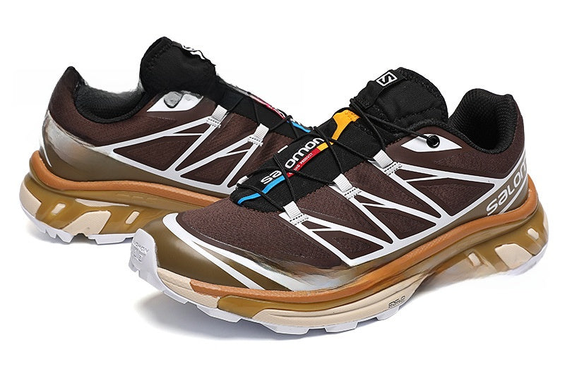Outdoor running and hiking shoes