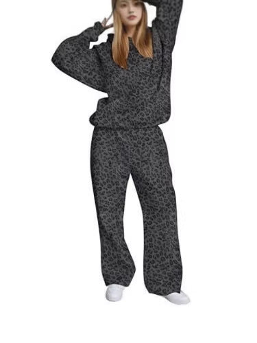Sweatshirt Pants Set