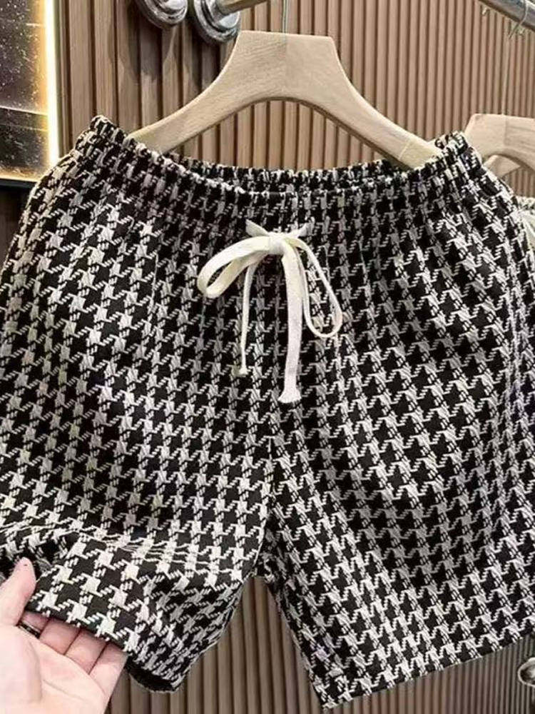 Mens Casual Houndstooth Shorts with Tie Waist