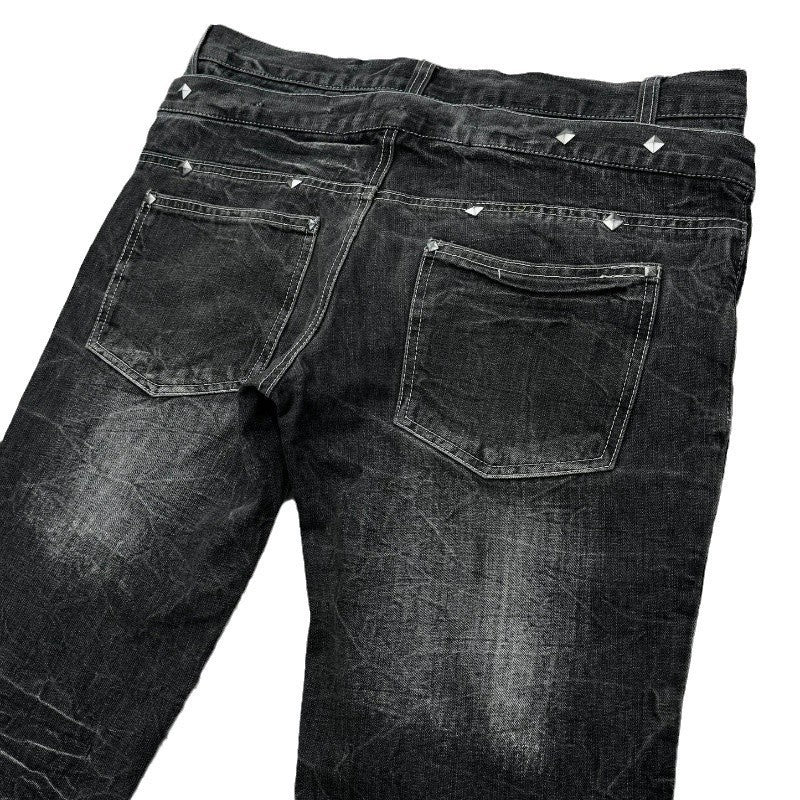 Washed jeans