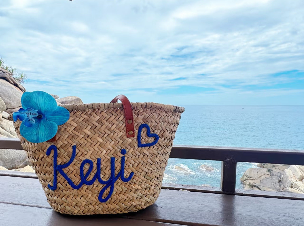 Custom Woven Straw Shoulder Bag
