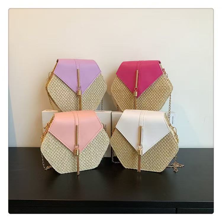 Women's Straw Woven Crossbody Bag with Tassel