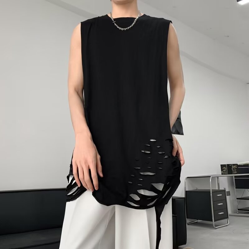 Loose fitting top with camisole and sleeveless ripped T-shirt for men