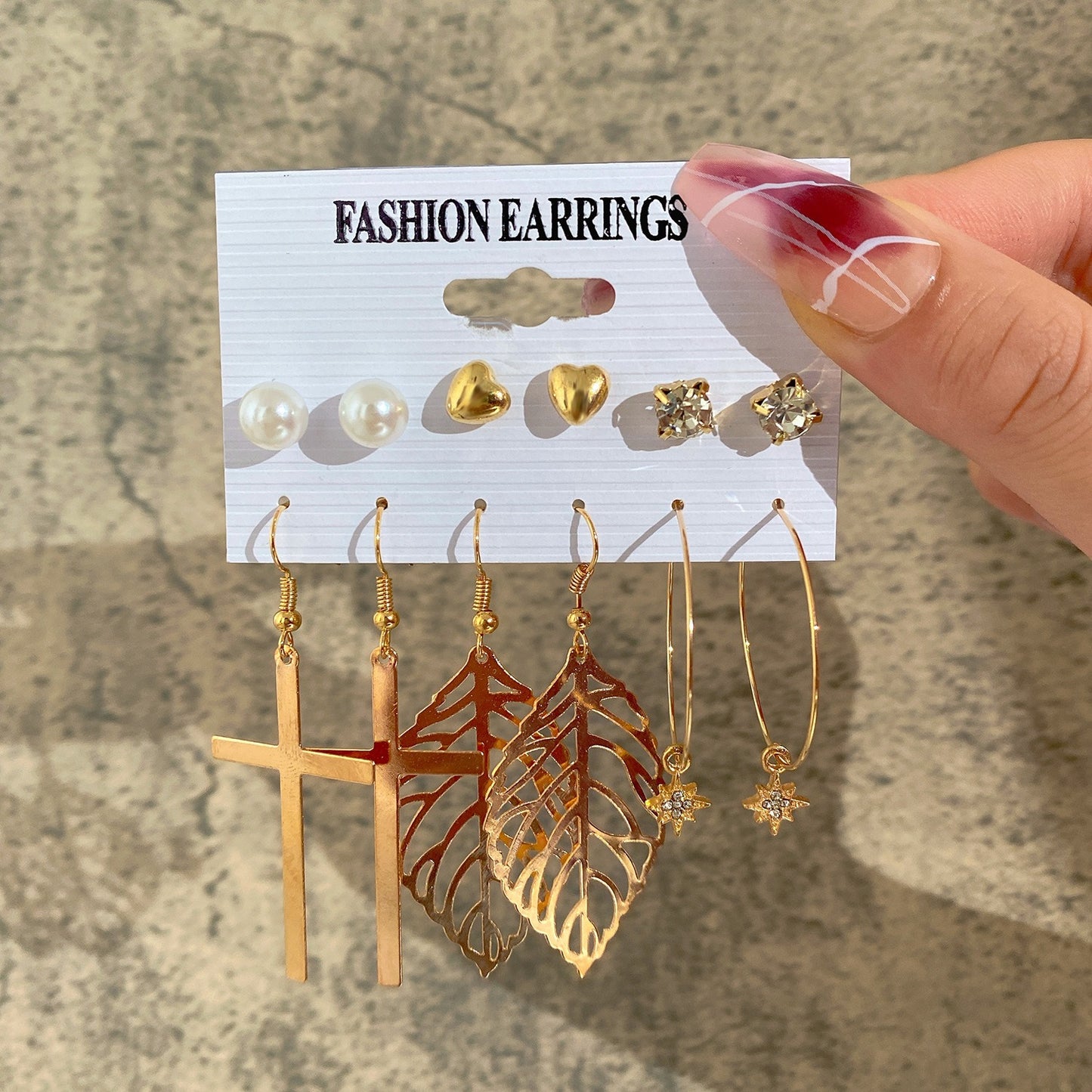 New Inlaid Pearl Ladies Earrings Creative French Vintage Gold Earrings 6 Pieces Set