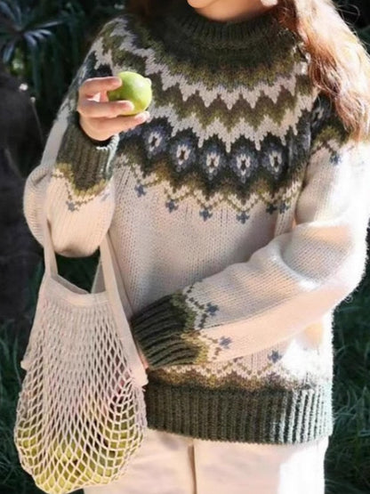 Round-neck multi-color knitted sweater