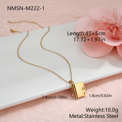 Valentine's Day gift: heart necklace