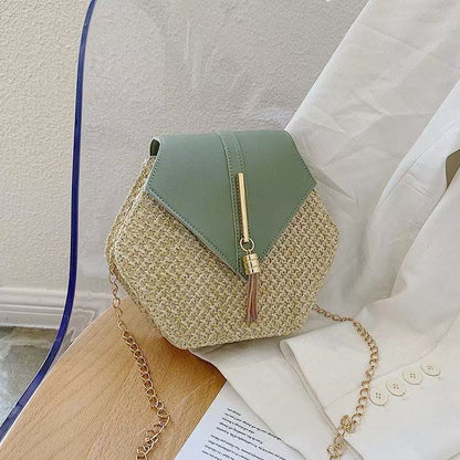 Women's Straw Woven Crossbody Bag with Tassel