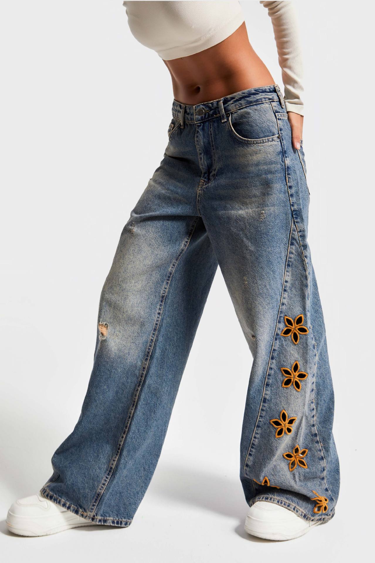 Embroidered High-Waisted Loose Denim Pants