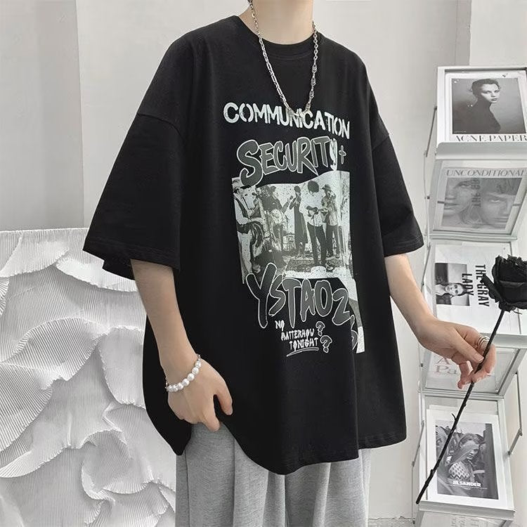 Half sleeve loose short sleeved shirt