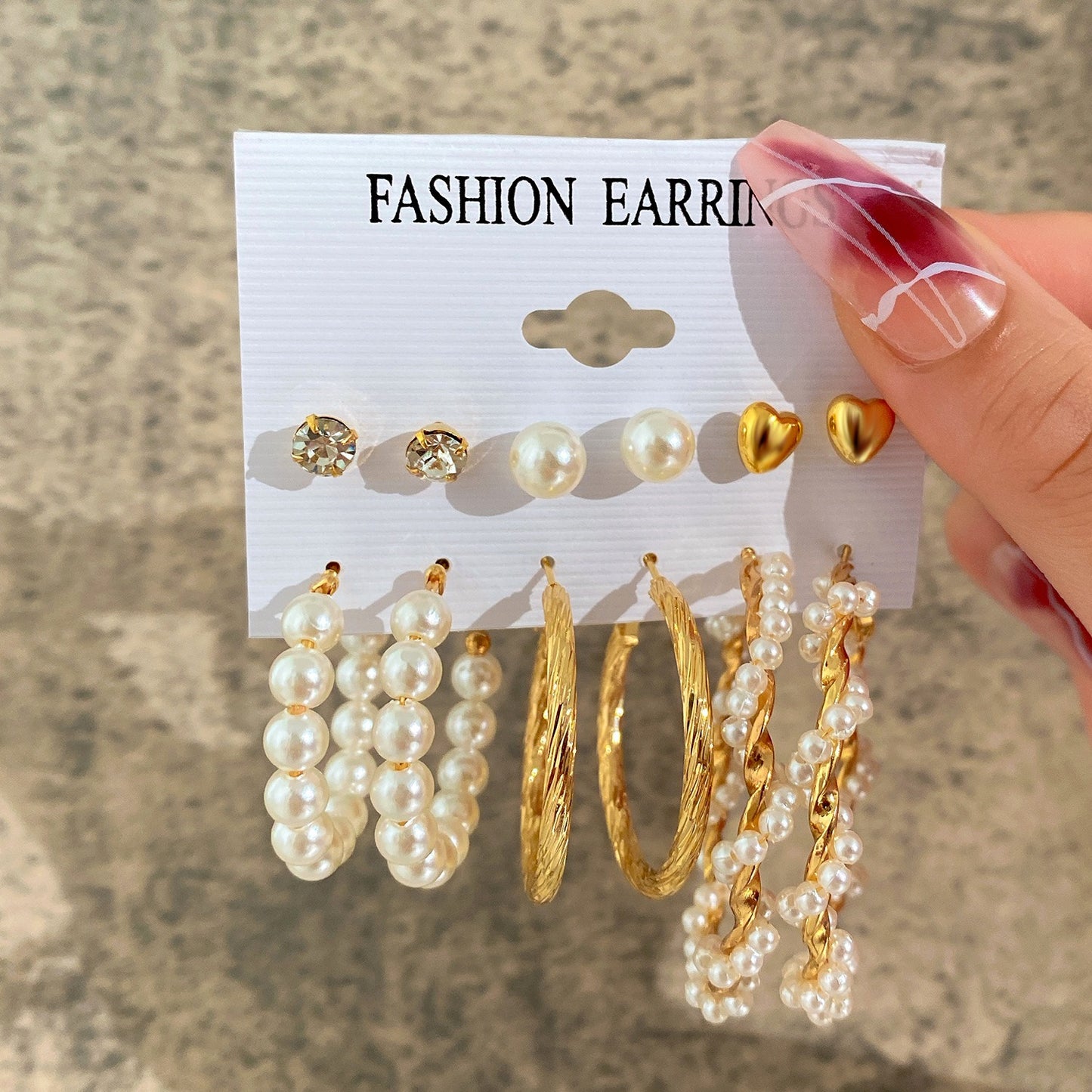 New Inlaid Pearl Ladies Earrings Creative French Vintage Gold Earrings 6 Pieces Set