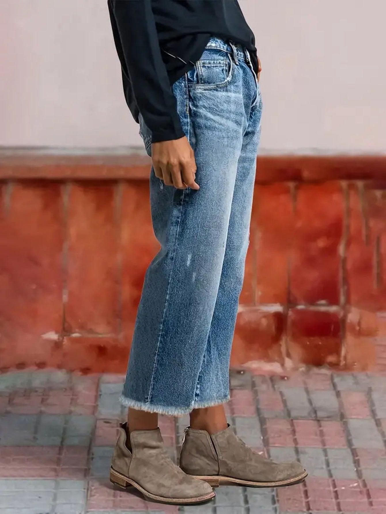 Straight-leg cropped pants