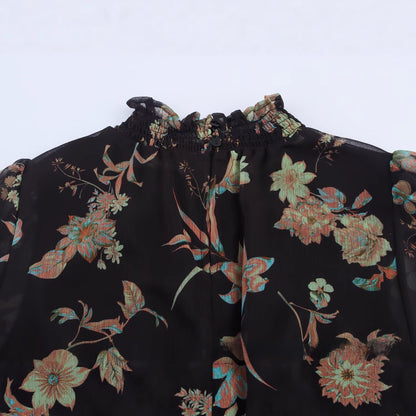 Long-sleeved vacation dress