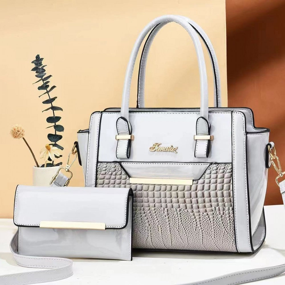 Women's shoulder bag