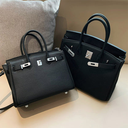 Large Capacity Tote