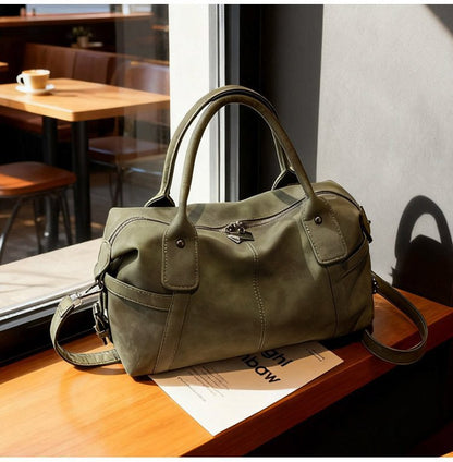Handheld travel bag